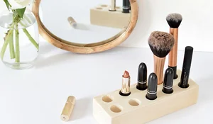 Organizador de maquillaje para el tocador