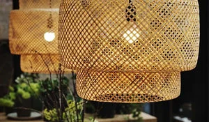 decorar-con-lamparas-de-fibras-naturales.jpg