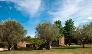 Un casa de campo en el Ampurdán, Girona, por Rifé Design