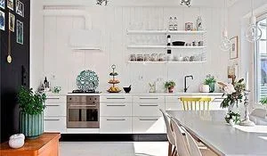 cocina-abierta-al-comedor-y-al-salon-con-mucha-luz.jpg