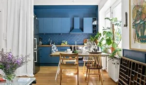 Cocina decorada en azul 