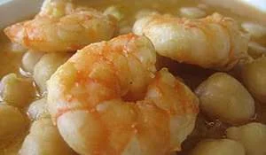 guiso-de-garbanzos-con-langostinos.jpg