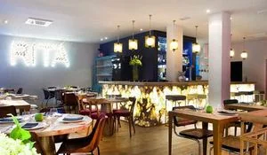 rita-champagne-un-nuevo-concepto-de-bistro.jpg