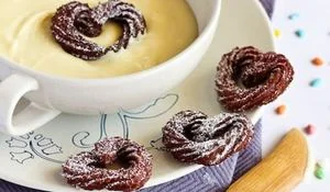 un-chocolate-con-churros-muy-amoroso.jpg