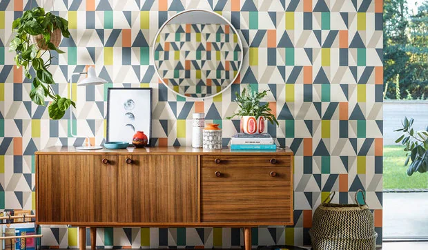 Cómodas y papeles pintados: la combinación perfecta