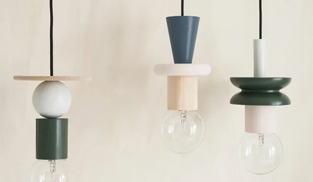 Decorar con bombillas colgantes DIY