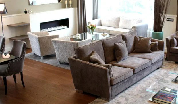 Un piso reformado en tonos neutros