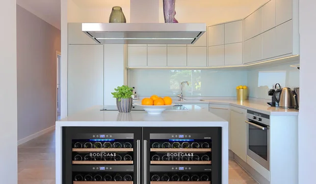 Vinotecas integradas para conservar los vinos en casa