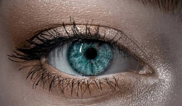 Lentes de contacto: el complemento de moda que necesitas