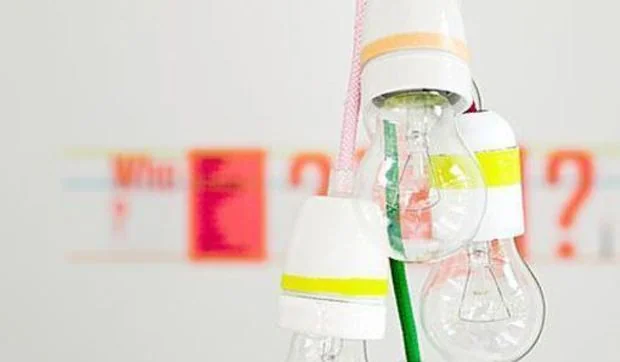 Cables de colores para bombillas