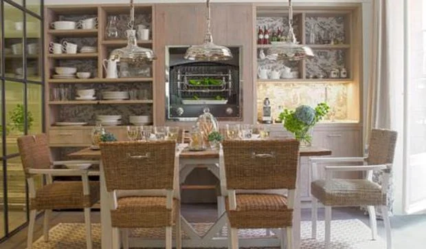 Cocina con despensa climatizada, de Deulonder