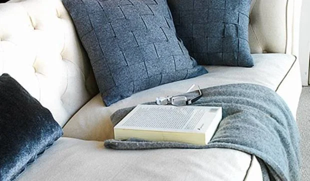 Cojines de fieltro trenzados