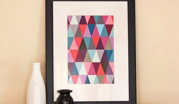 Cómo hacer un cuadro con recortes de papel en un trix