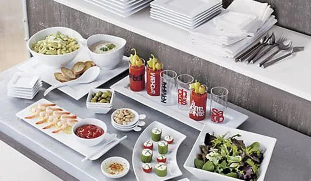 Cómo montar una mesa de Navidad tipo bufé arreglada pero informal