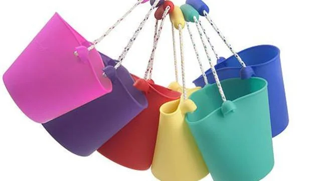 Cubos de silicona para la playa