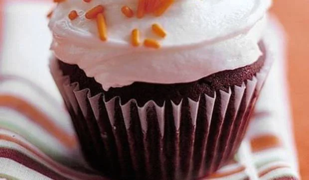 Cupcakes y té para merendar con las amigas