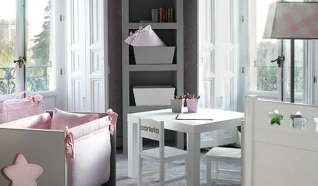 Dormitorio de bebé en rosa y gris