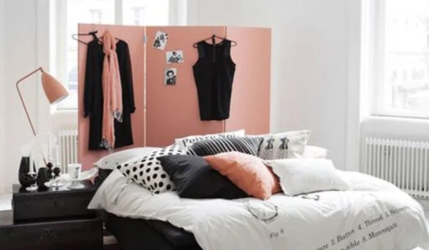Deco-espía: dormitorio femenino en rosa y negro