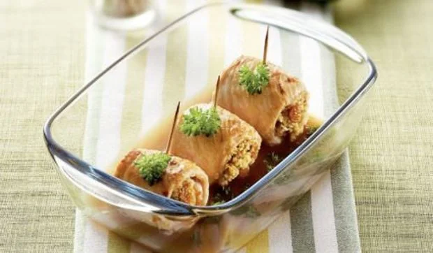Filetes de pavo enrollados con frutos secos