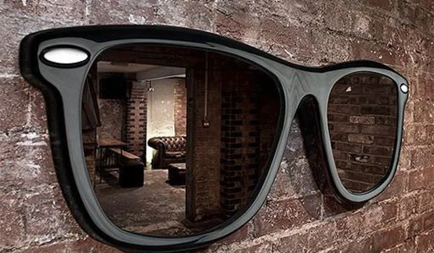 Gafas de espejo XXL, ideales para decoraciones modernas y desenfadadas