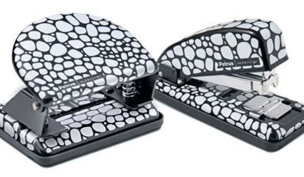 Grapadora y taladro Petrus de Mariscal