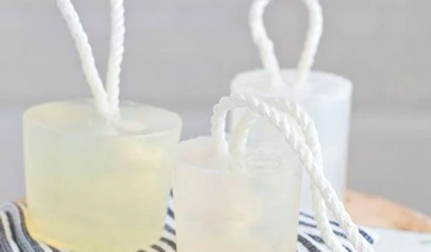 Jabones de glicerina decorativos y aromáticos hechos en casa