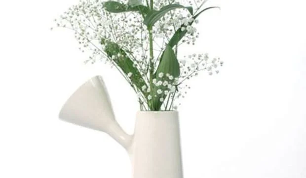 Jarrón con boquilla de relleno