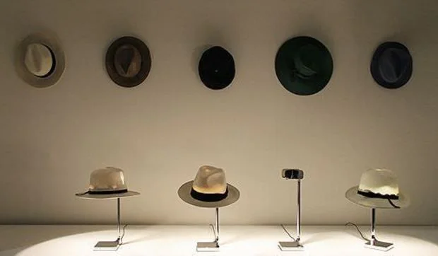 Lámpara "Chapeau" de Philippe Starck para Flos