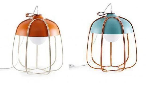 Lámpara de acero y aluminio inspirada en diseños industriales