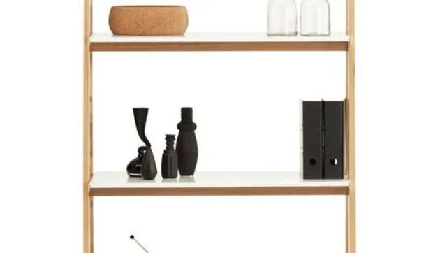 Librería con forma de escalera