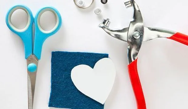 DIY en un trix: llavero de fieltro con forma de corazón