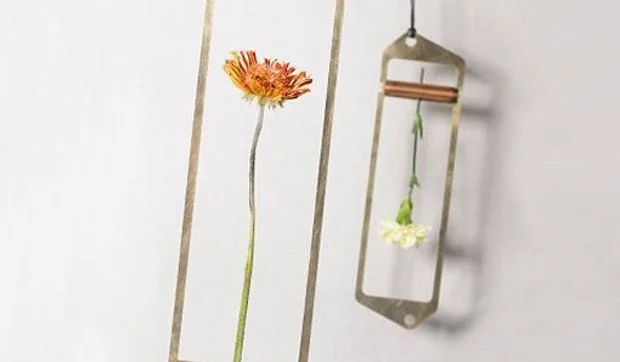 Los floreros minimalistas de Nobu Miake