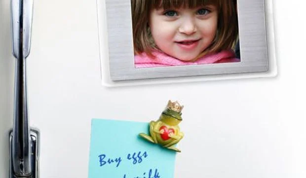 Marco digital para la nevera