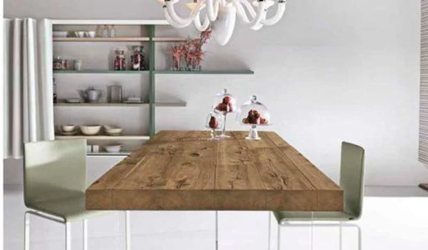 Mesa de madera maciza Air Wildwood de Lago