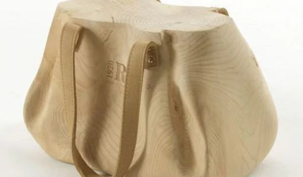 Mondana, un bolso de madera para decorar cualquier rincón de la casa