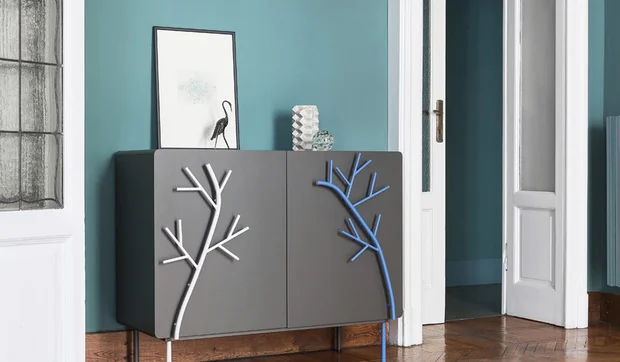 Mueble bajo en color gris de la colección Rami de Skitsch