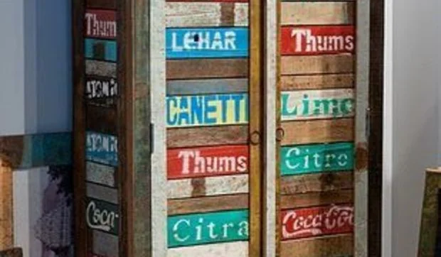 Muebles reciclados a todo color