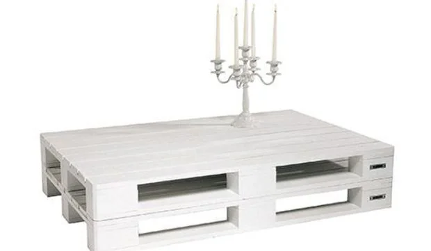 Muebles reciclados de primera mano