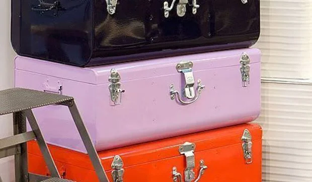 Muebles y complementos de metal