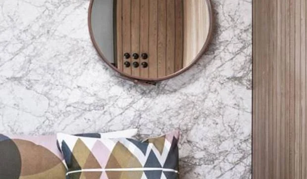 Nuevos papeles pintados de Ferm Living para calentar el otoño.