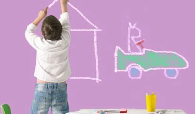 Pintura de pizarra de colores para niños