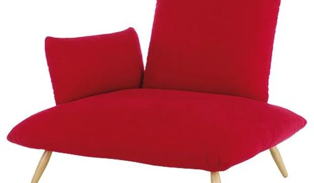 Sillones y escabeles de Naoko Kanehira