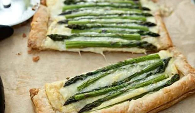 Tarta de trigueros con crema de Gruyère