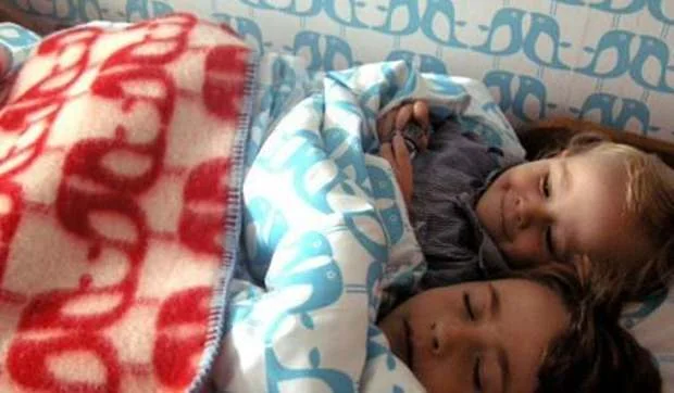 Telas y papeles infantiles de diseño sueco 