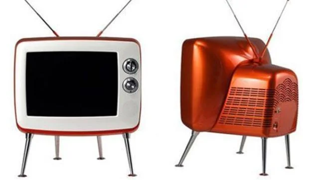 Televisor de estética retro