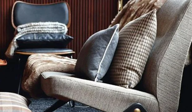 Textiles para calentar la casa en una amplia gama de tonos y texturas