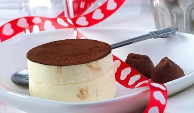 Tiramisú, un postre redondo y enamorado