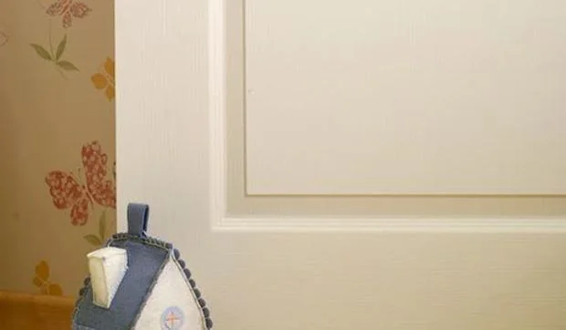 Topes de puerta animados