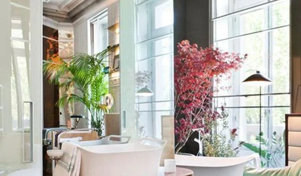 Cuarto de baño sofisticado y fresco