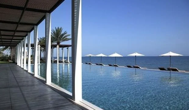 Hotel Chedi Muscat, lujo minimalista en Omán